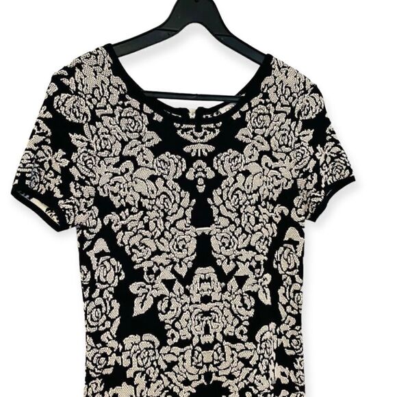 Carmen Marc Valvo Black/Ivory Jacquard Stretchy Dress Size Small - Picture 2 of 6